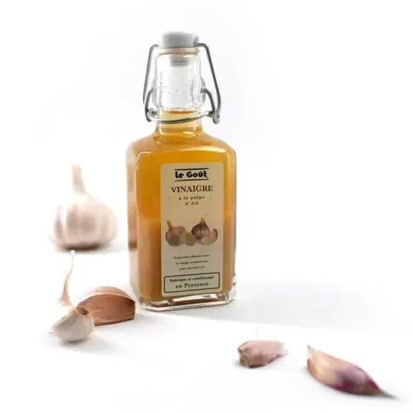 Vinaigre à la Pulpe d'Ail - vue 2 - Le Goût - Vinaigre Les Épicurieuses