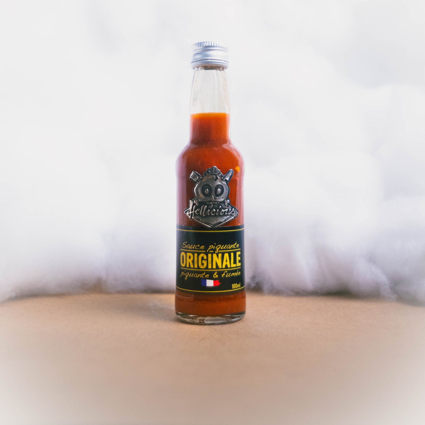 Sauce Piquante Originale Piquante Fumee - Hellicious - epicerie fine Les Epicurieuses