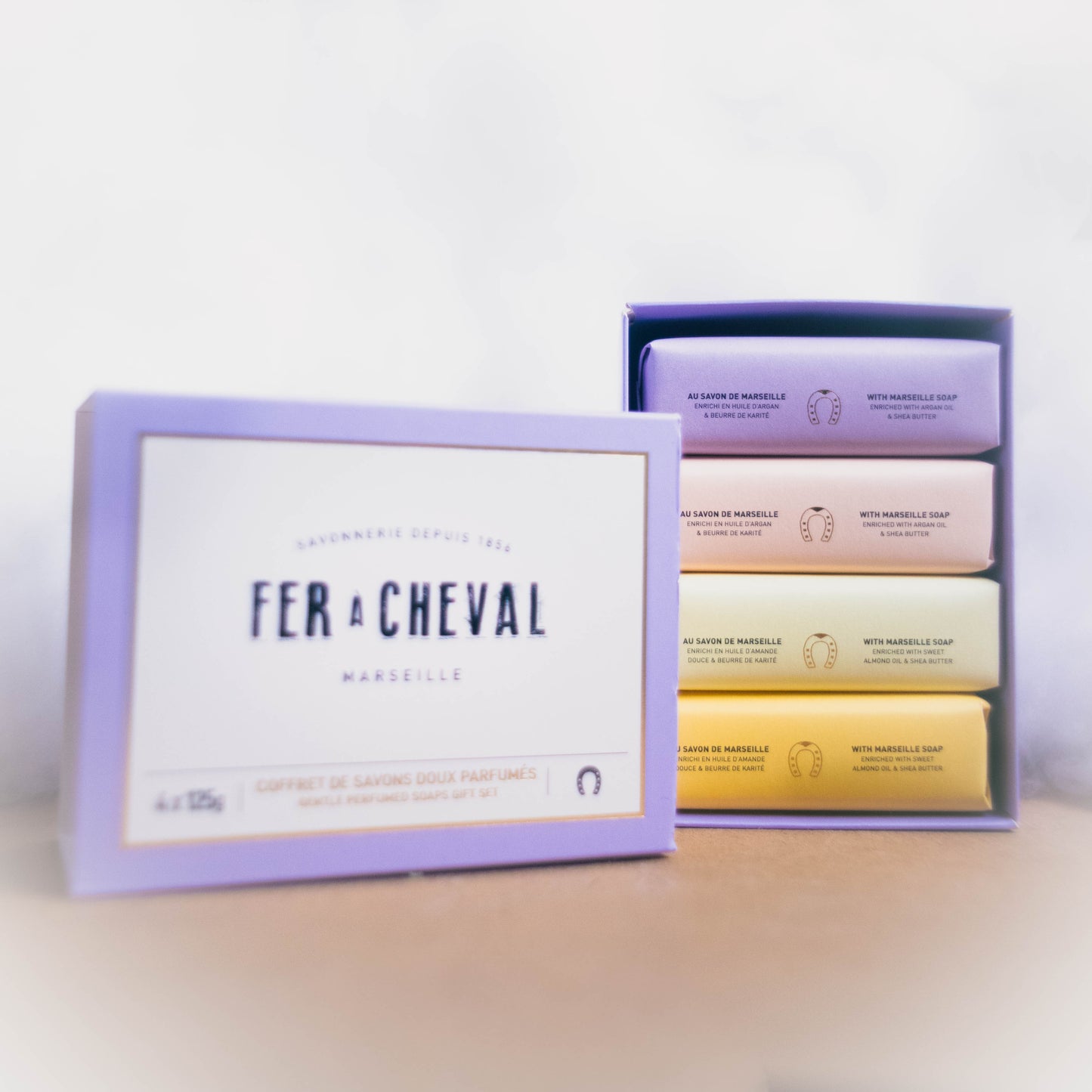 Coffret Savon de Marseille Ouvert Parfumes - Fer à Cheval - epicerie fine Les Epicurieuses